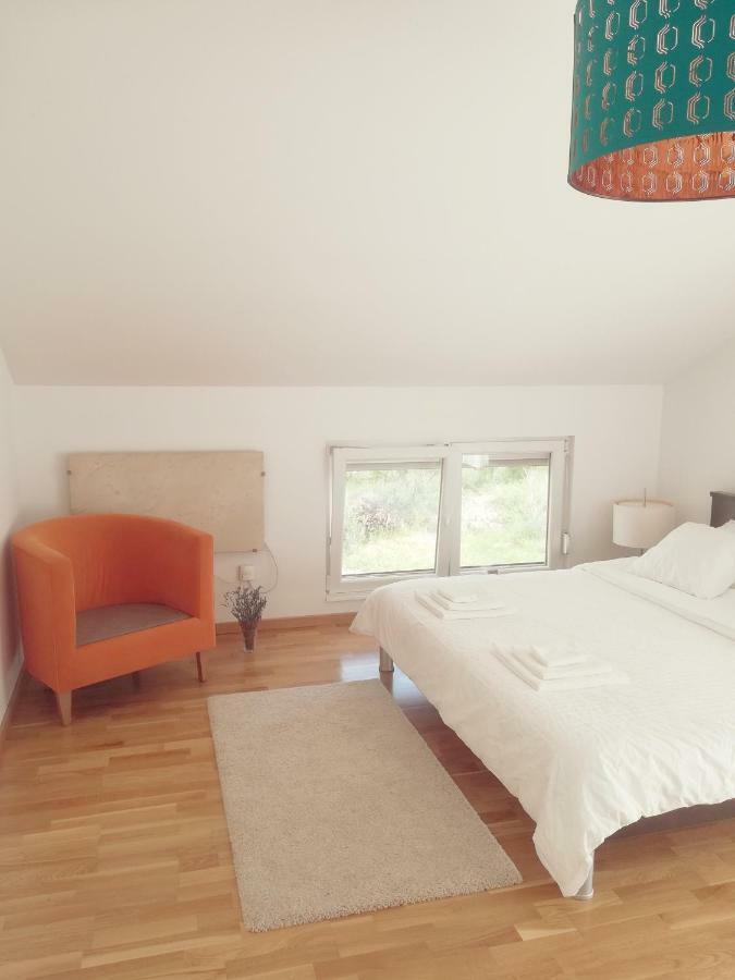 House For Rent Paola Villa Ražanac Exteriör bild