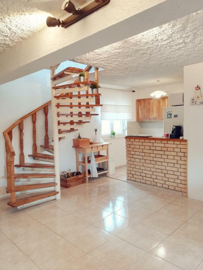 House For Rent Paola Villa Ražanac Exteriör bild